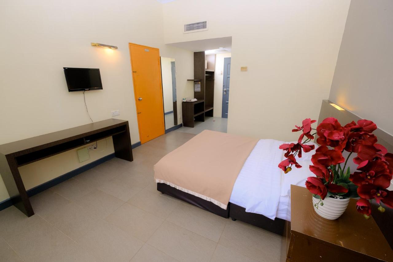 Super Oyo Capital O 90146 Alh Continental Resort Karak 외부 사진