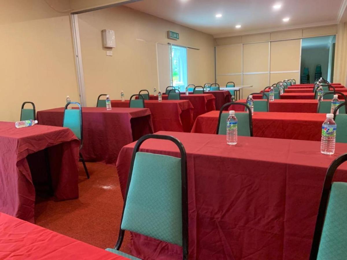 Super Oyo Capital O 90146 Alh Continental Resort Karak 외부 사진