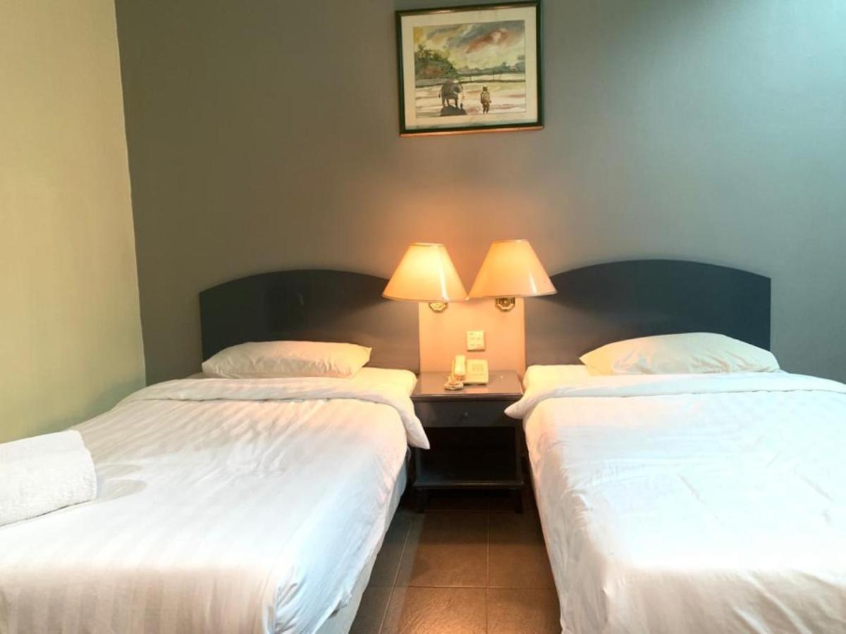 Super Oyo Capital O 90146 Alh Continental Resort Karak 외부 사진
