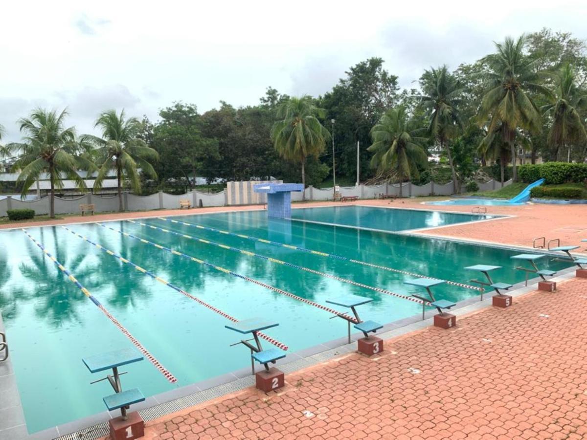 Super Oyo Capital O 90146 Alh Continental Resort Karak 외부 사진